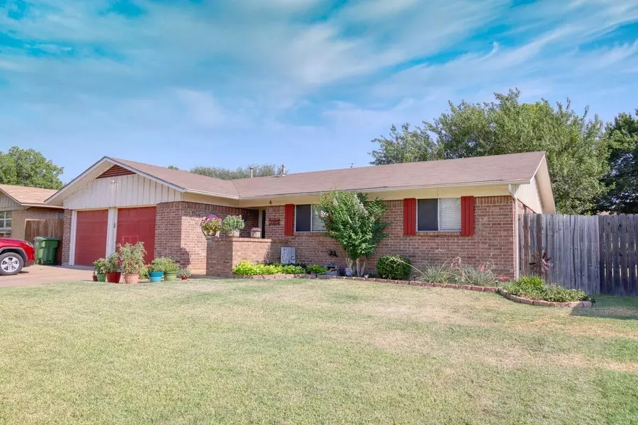 3303 NE 10th Street, Mineral Wells, TX 76067