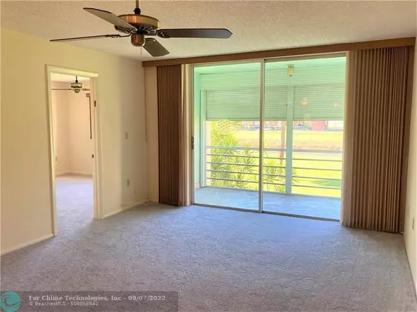 Sunrise, FL 33322,8021 N Sunrise Lakes Dr  #209