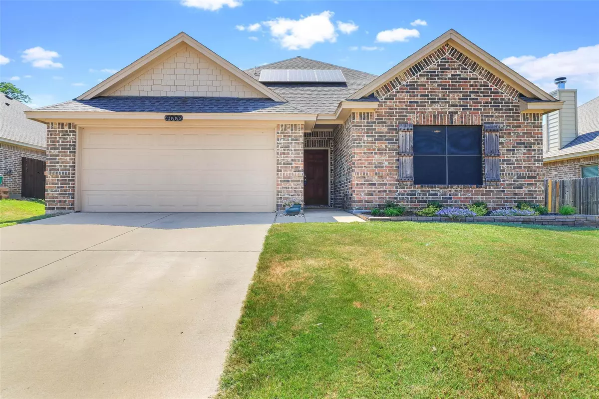 Aubrey, TX 76227,4006 Oakwood Court