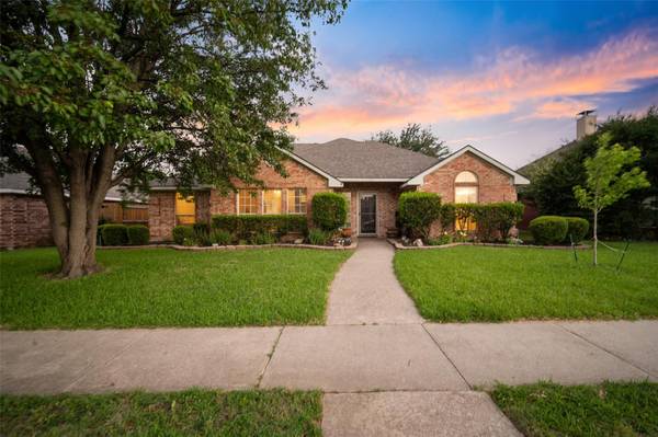 300 Meadow Lane, Denton, TX 76207