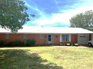 741 E 6th Street, Baird, TX 79504