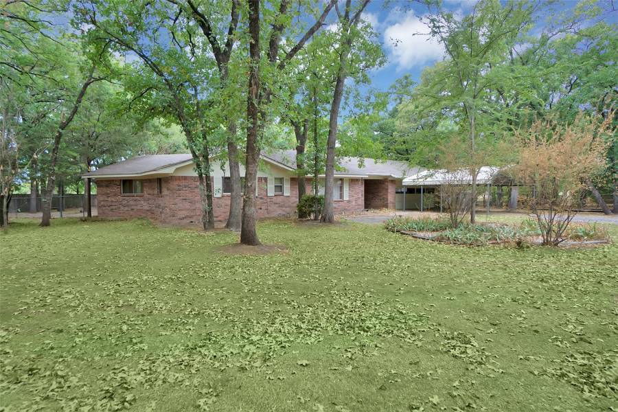 431 County Road 3324, Greenville, TX 75402