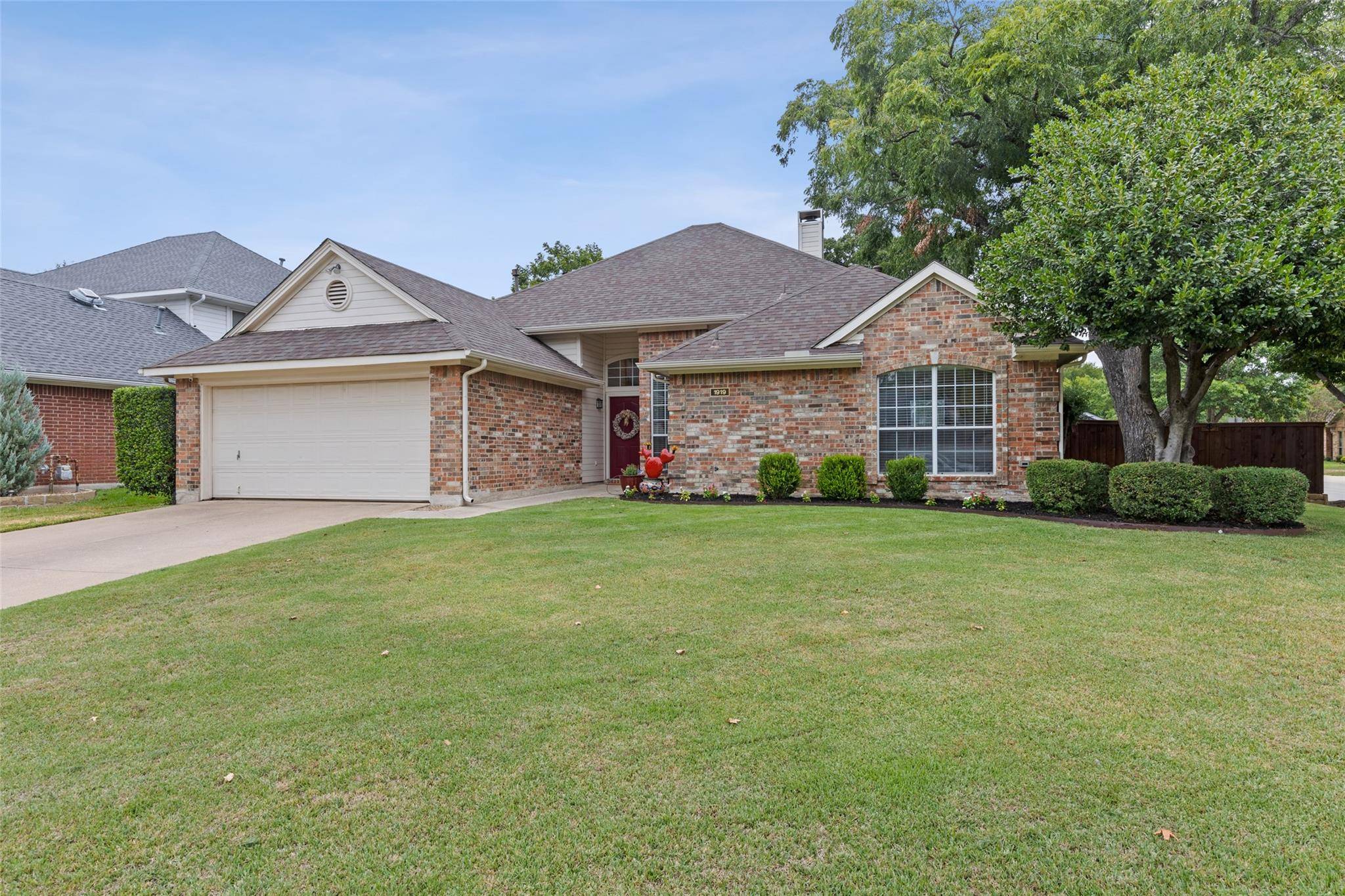 Grapevine, TX 76051,1919 Wood Crest Drive