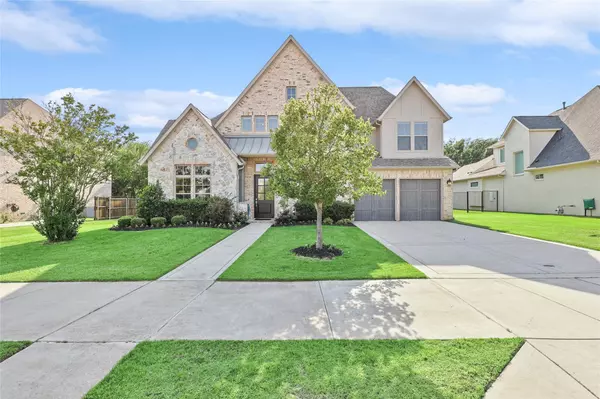 805 Surrey Lane, Flower Mound, TX 75022