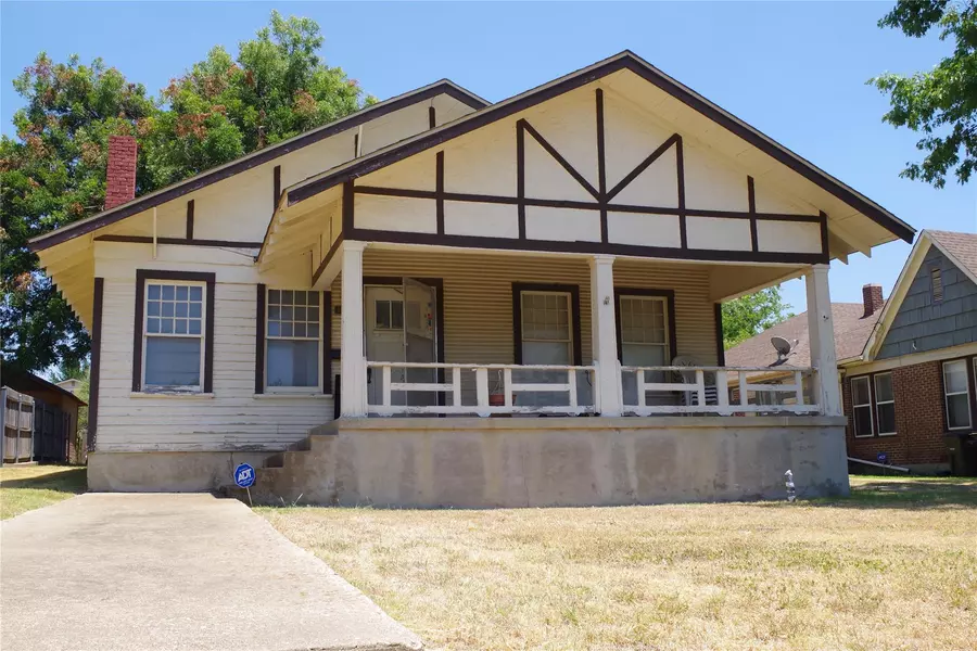 2615 S Adams Street, Fort Worth, TX 76110