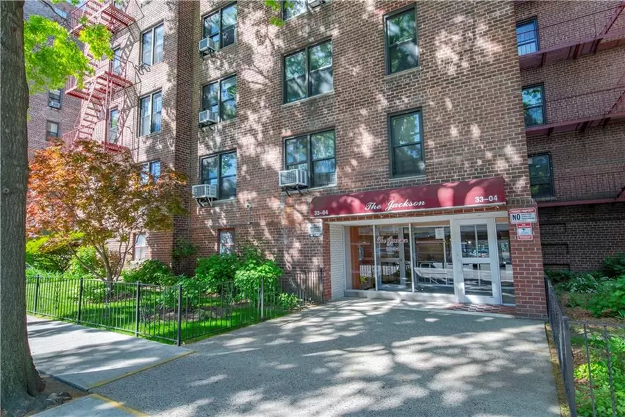 33-04 Junction BLVD #2P, Jackson Heights, NY 11372