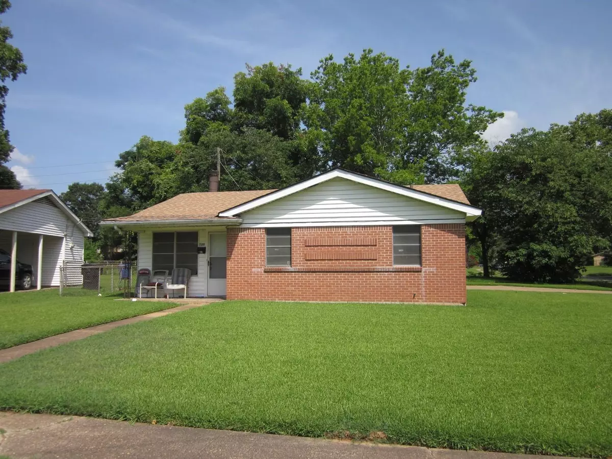 Shreveport, LA 71107,789 Tecumseh Trail