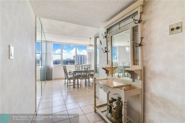 Hallandale Beach, FL 33009,3180 S Ocean Dr  #1101