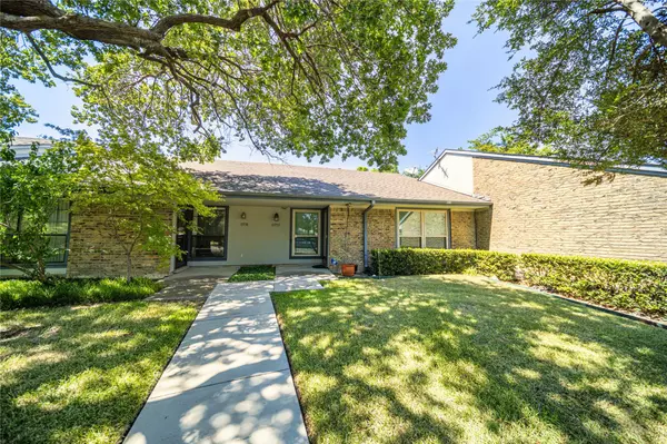 Dallas, TX 75240,13733 Flagstone Lane