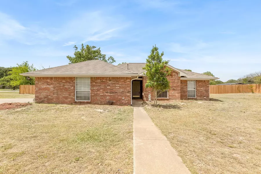 13398 Choice Circle, Lindale, TX 75771