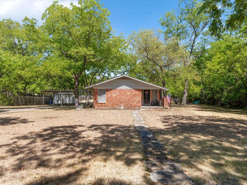 505 S Walnut Street, Cleburne, TX 76033