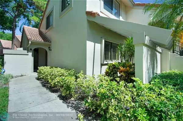 Boca Raton, FL 33486,5720 Coach House Cir  #A