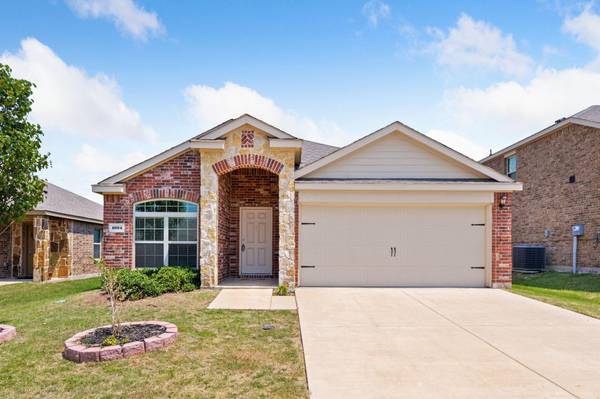 1004 Platinum Drive, Princeton, TX 75407