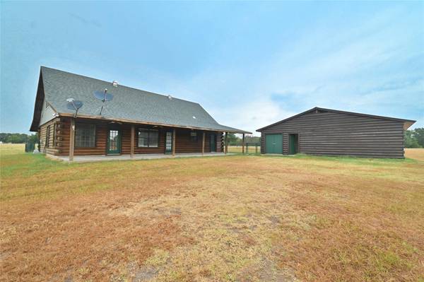 2761 County Road 3514, Greenville, TX 75402