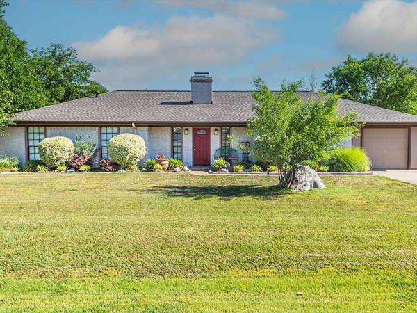 120 Spring Hill Road, Red Oak, TX 75154