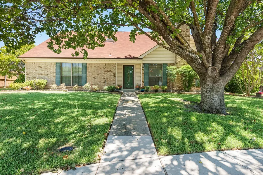 2308 Eastgate Drive, Carrollton, TX 75006