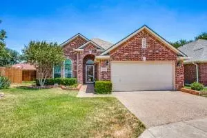 2656 Britany Circle, Bedford, TX 76022