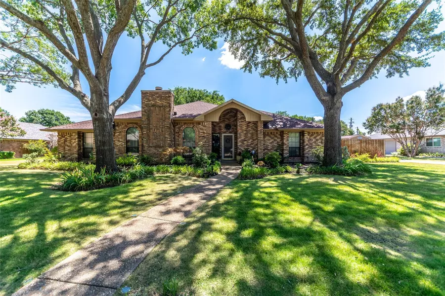 1602 Clearbrook Drive, Allen, TX 75002