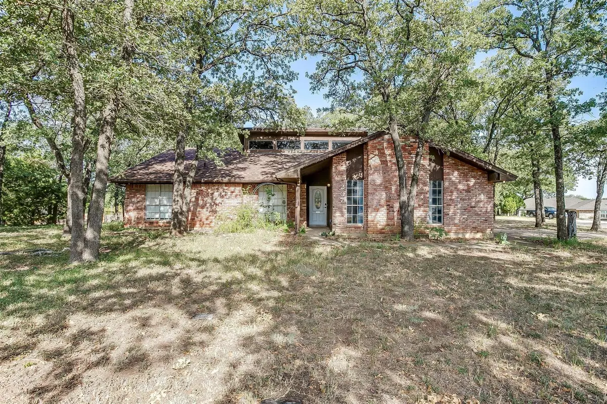 Burleson, TX 76028,237 Gatewood Circle W