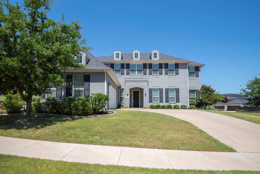 1200 Overland Drive, Burleson, TX 76028