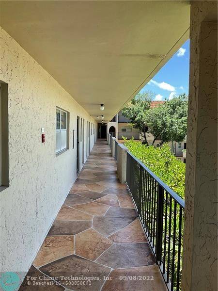 Lauderhill, FL 33319,6100 S Falls Circle Dr #313