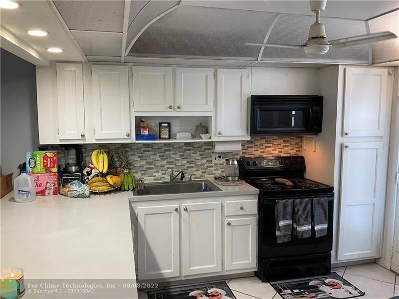 Lauderhill, FL 33319,6100 S Falls Circle Dr #313