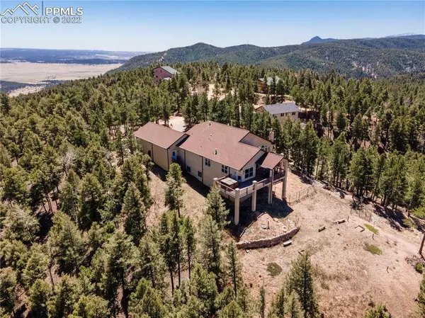 2621 Elk Park RD, Larkspur, CO 80118