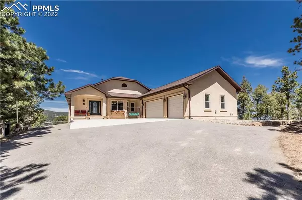 Larkspur, CO 80118,2621 Elk Park RD