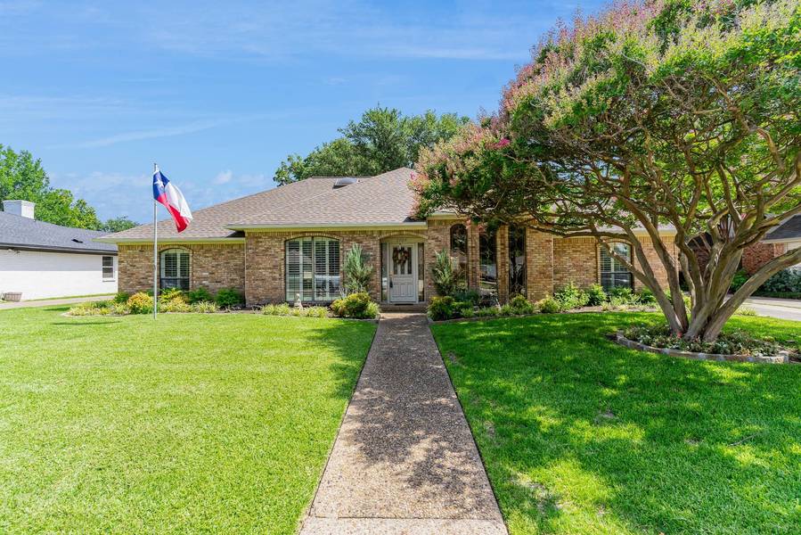 2704 Quail Ridge Drive, Carrollton, TX 75006