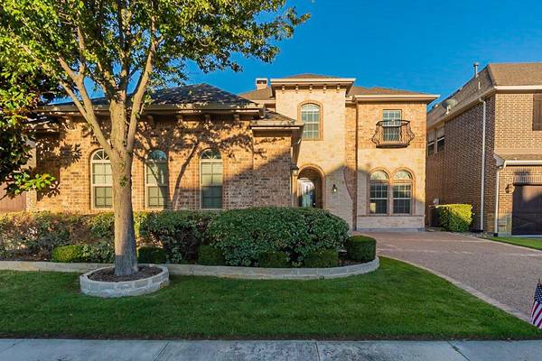 545 Crown Of Gold Drive, Lewisville, TX 75056