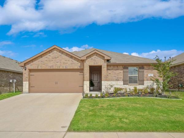 10431 Fort Cibolo Trail, Crowley, TX 76036