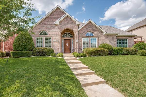 2025 Saint Pierre Drive, Carrollton, TX 75006