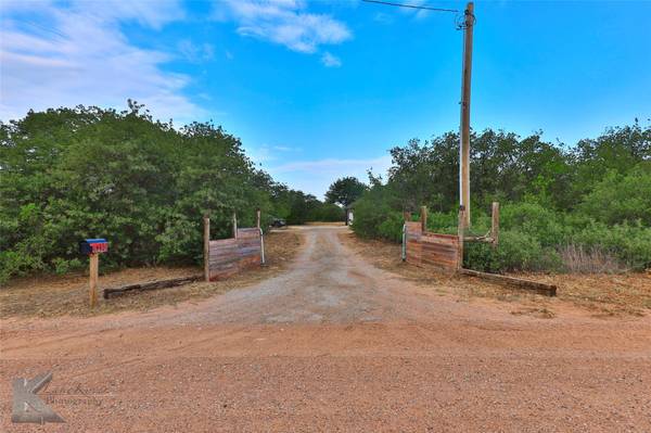 10191 County Road 379, Hawley, TX 79525