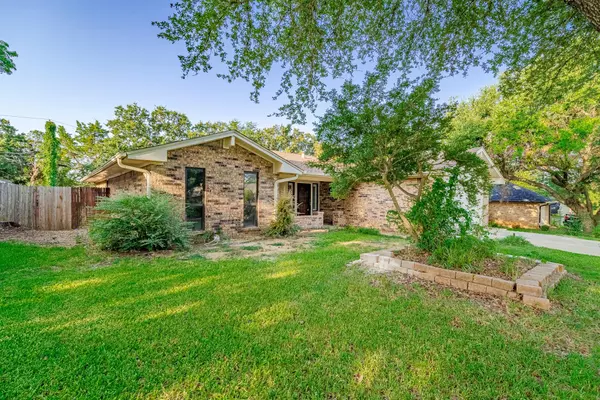 Irving, TX 75061,4116 WOODENRAIL Lane