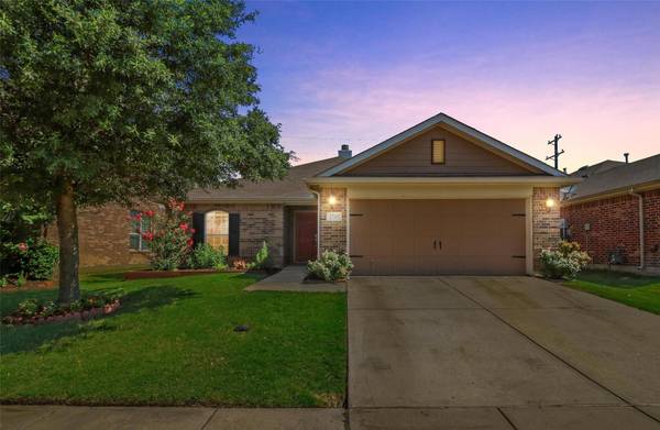 1745 Shoebill Drive, Little Elm, TX 75068