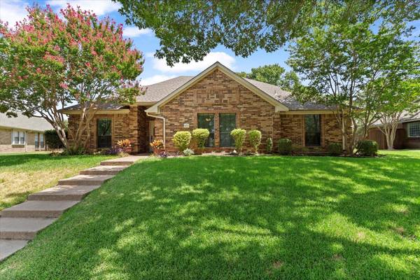 4405 Bentley Drive, Plano, TX 75093