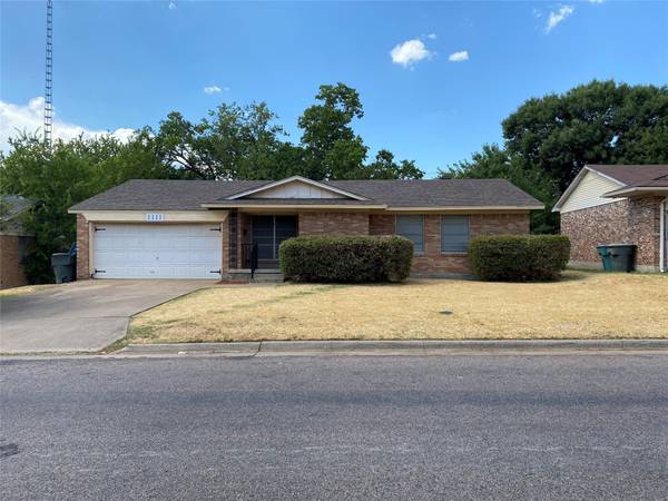 1111 W Mcgee Street, Sherman, TX 75092