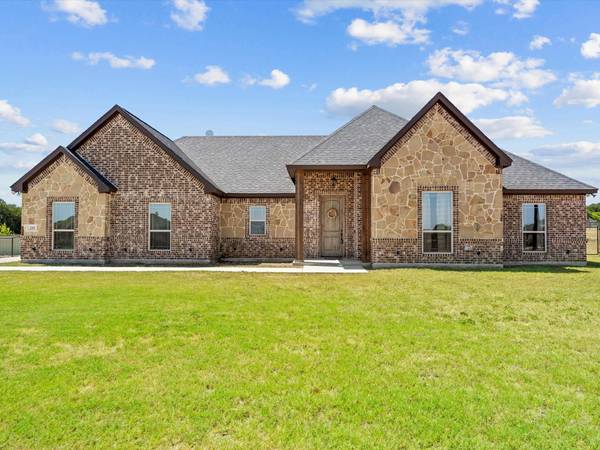 229 Etta Lane, Springtown, TX 76082