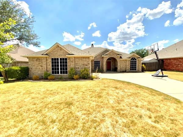 2110 Nugent Drive, Mansfield, TX 76063