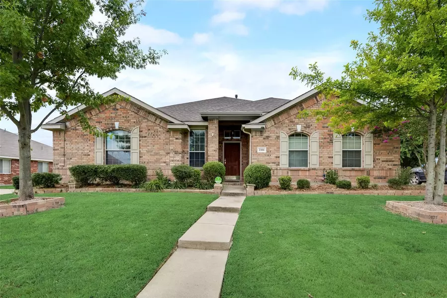 2106 Sumac Drive, Forney, TX 75126