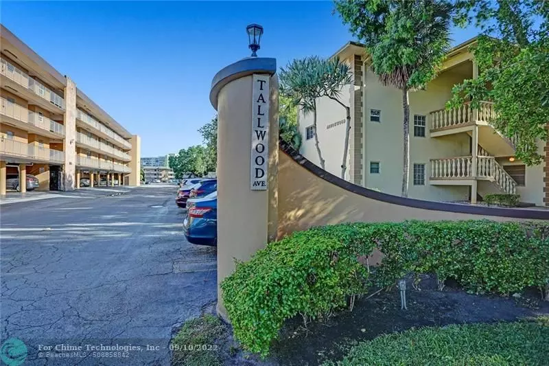 Hollywood, FL 33021,900 Tallwood Ave  #208