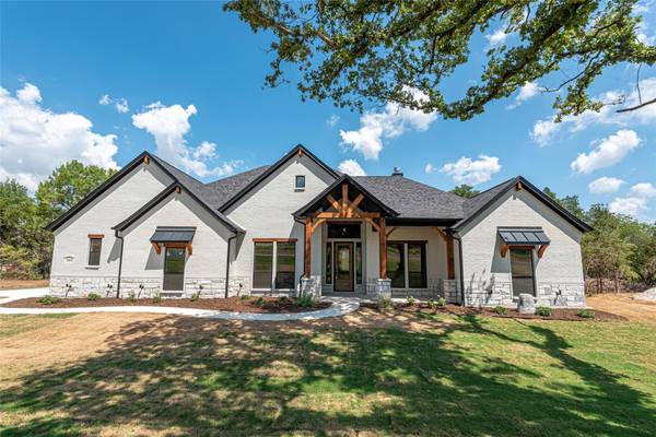 1004 Meadow Terrace, Azle, TX 76020