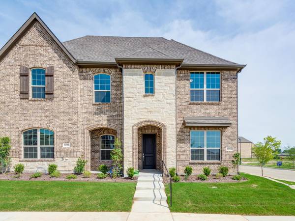 6560 Iron Horse Boulevard, North Richland Hills, TX 76180