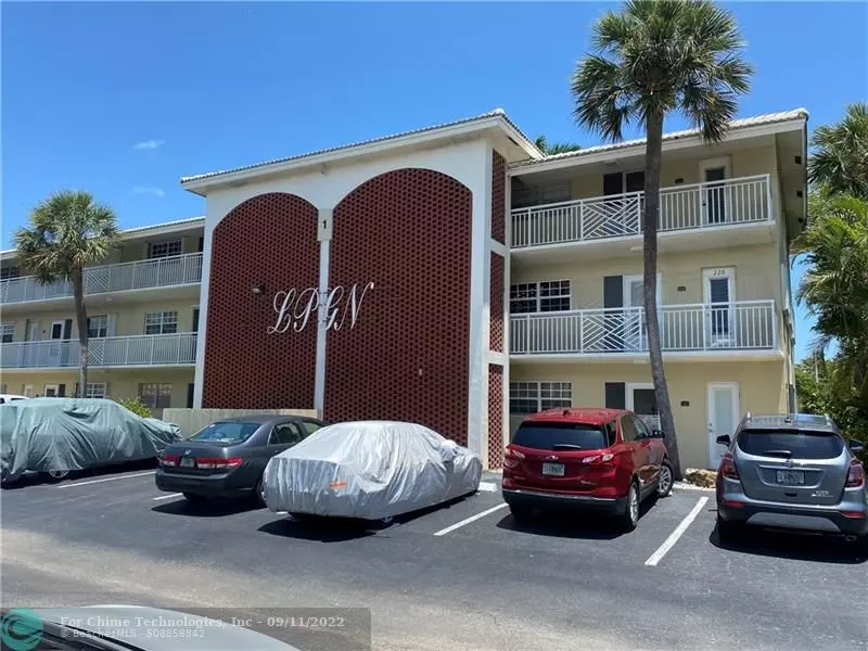 1951 NE 39th St  #223, Lighthouse Point, FL 33064