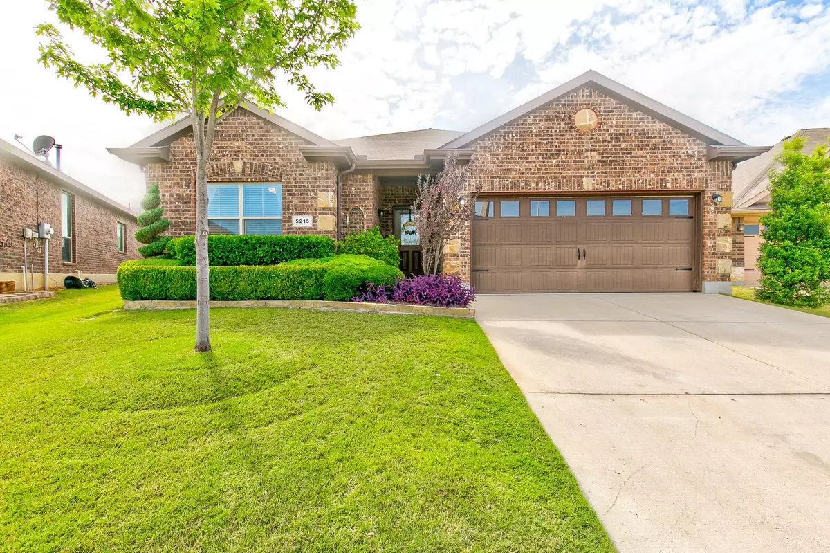 Arlington, TX 76001,5215 Prestwick Drive