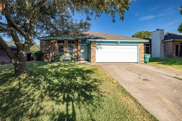 Lake Worth, TX 76135,4317 Mayan Court