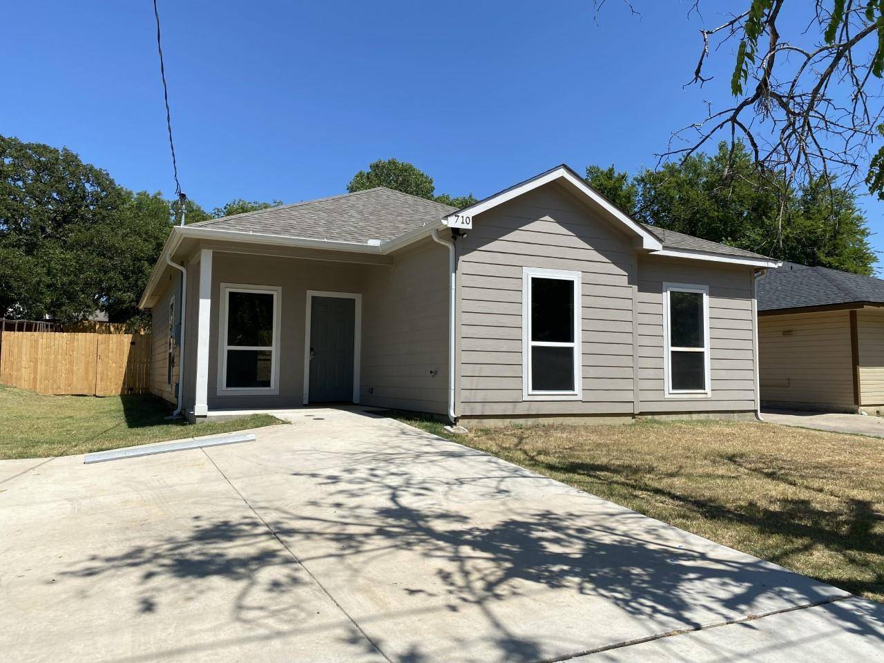 710 N Crawford Street, Denton, TX 76209