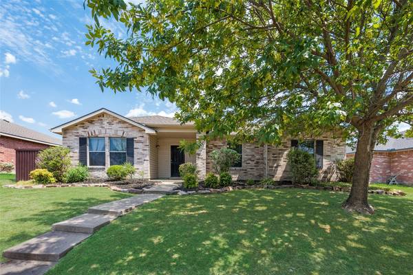 1613 Hickory Creek Lane, Rockwall, TX 75032