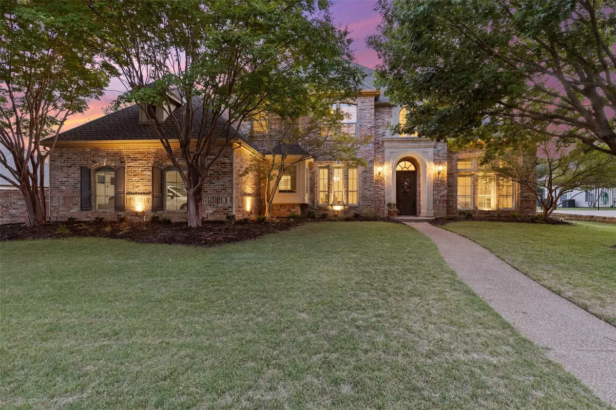 Southlake, TX 76092,916 Parkview Lane