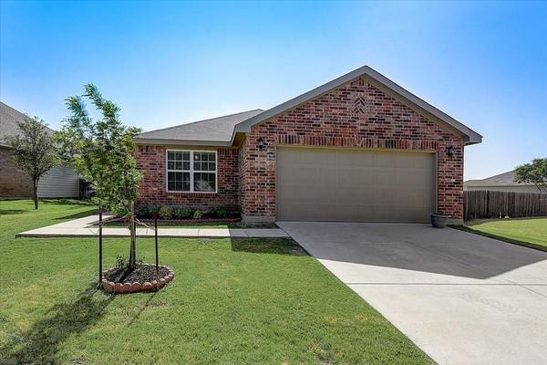 3221 Westland Avenue, Fort Worth, TX 76108